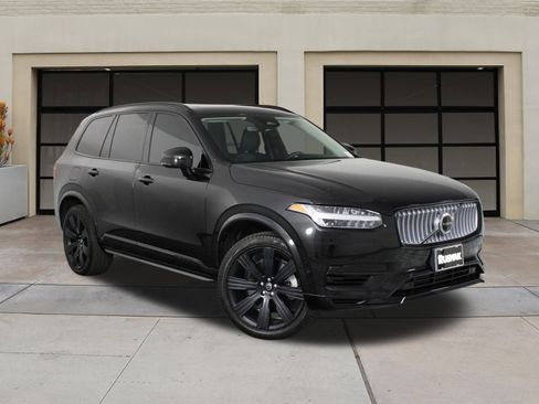 Certified 2024 Volvo XC90 T8 Plus w/ Protection Package Premier image 32