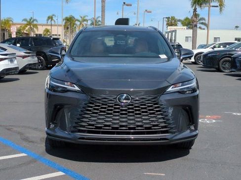 New 2026 Lexus RX 450h AWD image 2