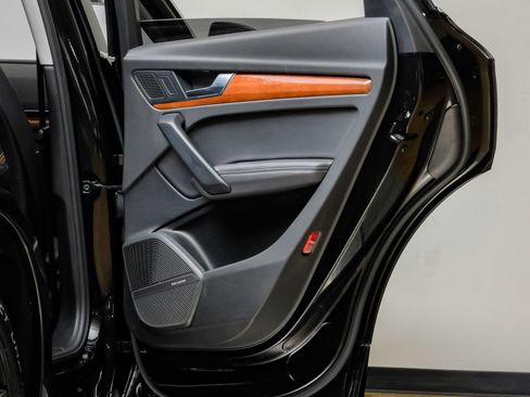 Used 2023 Audi Q5 2.0T Premium Plus w/ Premium Plus Package image 50