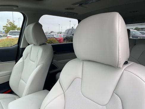 New 2025 Kia Telluride S image 23