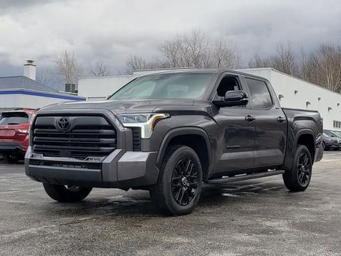 Used 2024 Toyota Tundra Limited image 8