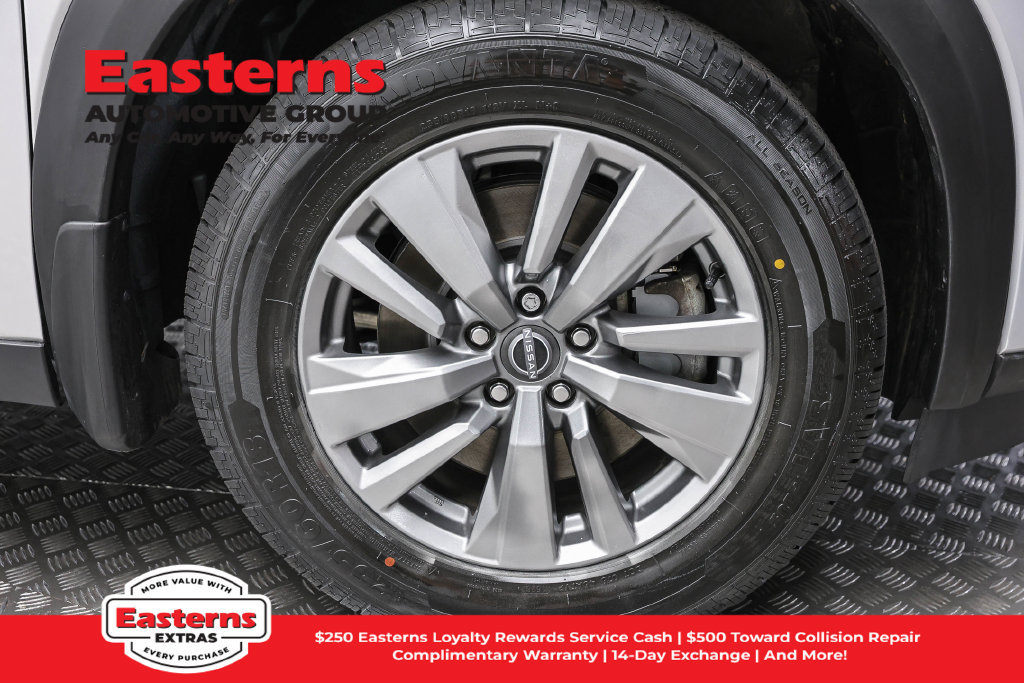 Used 2023 Nissan Pathfinder S AWD/4WD image 31