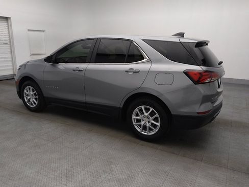 Used 2023 Chevrolet Equinox LT w/ Driver Convenience Package image 3