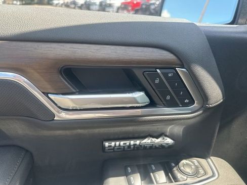 New 2026 Chevrolet Silverado 1500 High Country w/ LPO, Dark Essentials Package AWD/4WD image 12