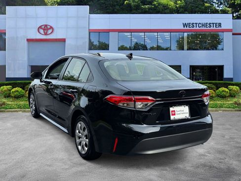 Certified 2023 Toyota Corolla LE FWD image 5