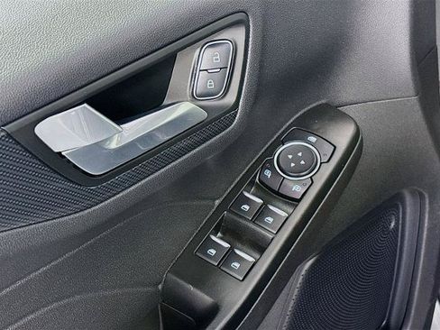 Certified 2025 Ford Escape ST-Line AWD/4WD image 17