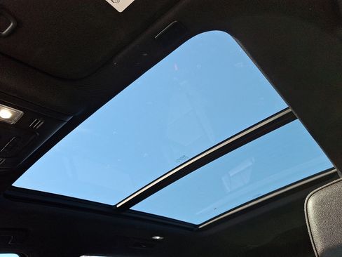 Used 2023 Chevrolet Tahoe RST w/ Luxury Package image 16