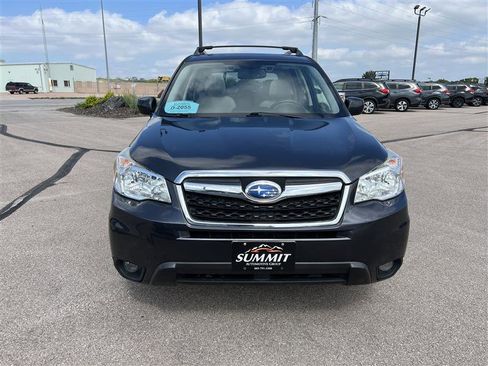 Used 2016 Subaru Forester 2.5i Limited image 3