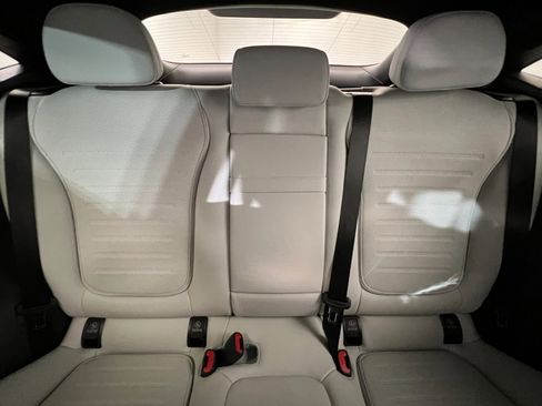 New 2026 Mercedes-Benz GLC 300 4MATIC image 24