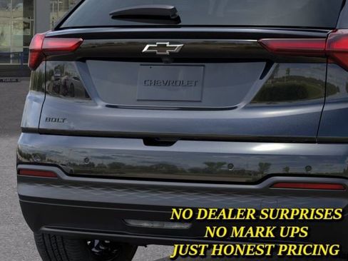 New 2027 Chevrolet Bolt LT w/ Comfort Package FWD image 14