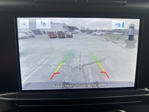 Used 2023 Ford F150 XLT w/ Trailer Tow Package image 9