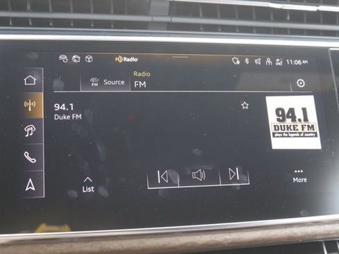 Used 2024 Audi Q8 Premium image 26