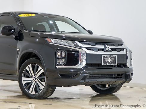 Used 2024 Mitsubishi Outlander Sport ES AWD/4WD image 2