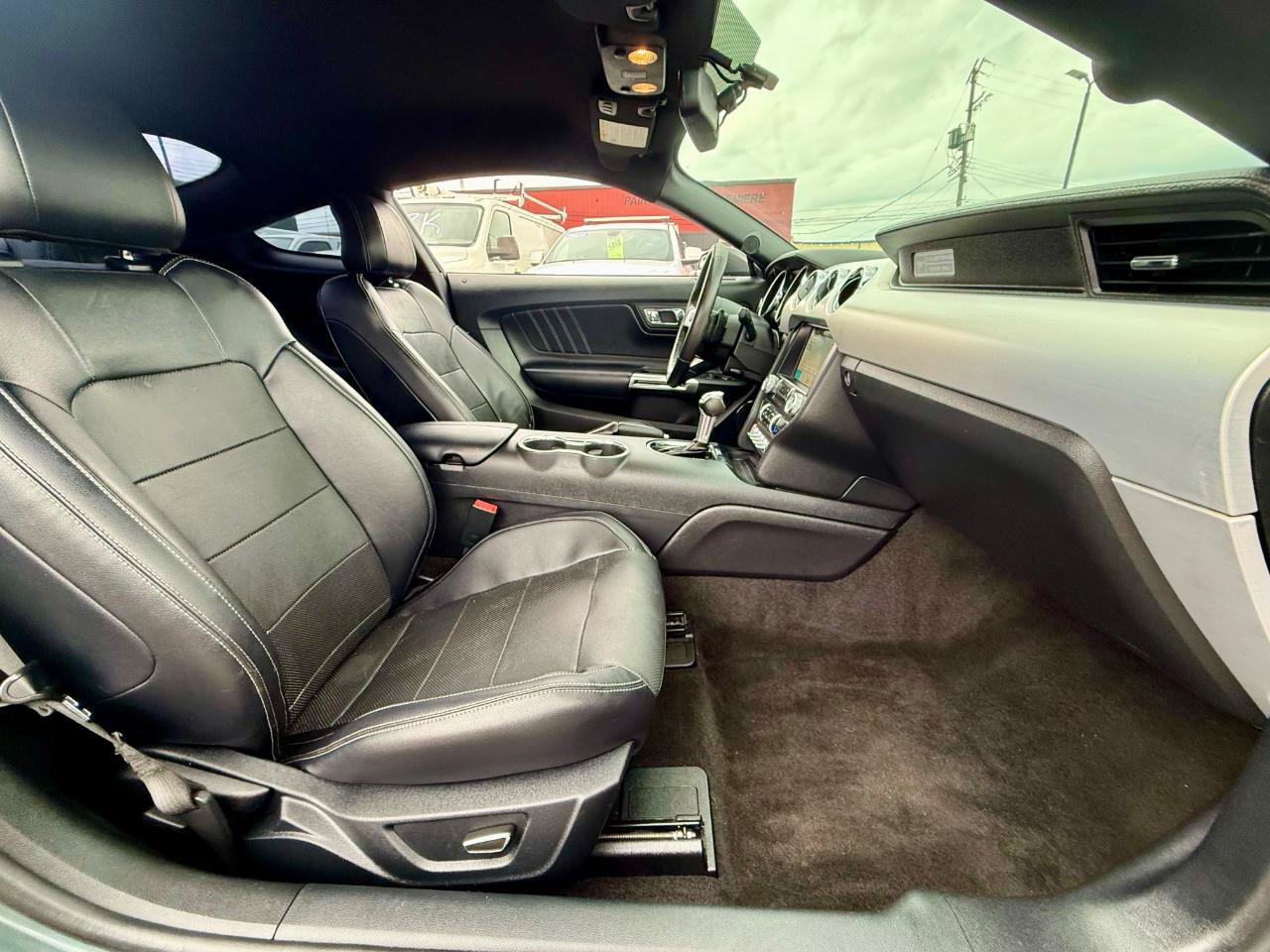 Used 2015 Ford Mustang Premium RWD image 29