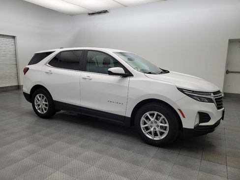 Used 2022 Chevrolet Equinox LT FWD image 11