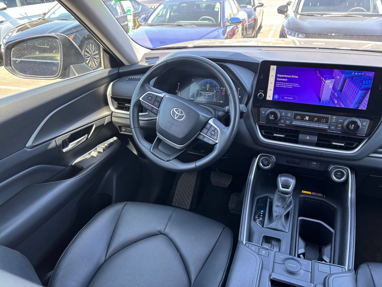 Used 2025 Toyota Grand Highlander FWD image 36