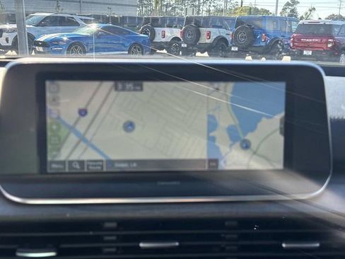 Used 2022 Kia Telluride EX w/ EX Premium Package image 19