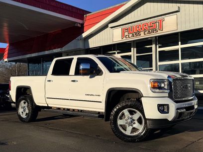 Used 2015 GMC Sierra 2500 Denali w/ Duramax Plus Package