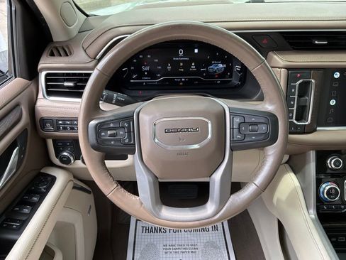 Used 2022 GMC Yukon Denali AWD/4WD image 27