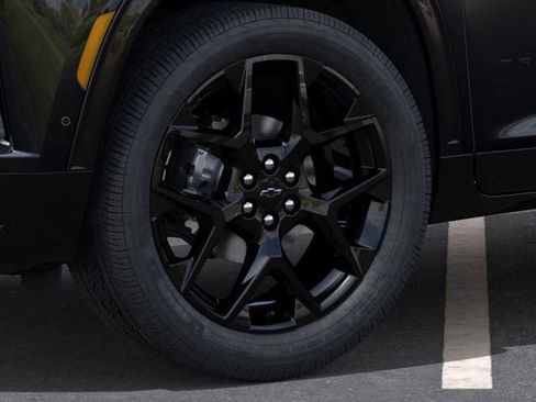 New 2026 Chevrolet Traverse RS w/ LPO, Floor Liner Package image 9