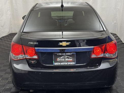 Used 2013 Chevrolet Cruze LS image 8