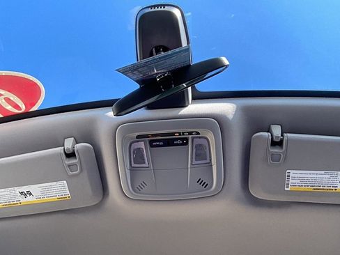 Used 2019 Chevrolet Malibu RS image 24