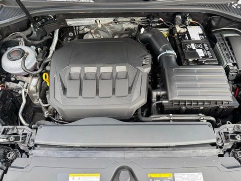 Certified 2025 Audi Q3 2.0T Premium Plus w/ Premium Plus Package image 25