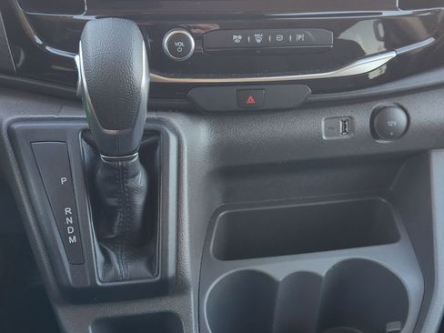 Used 2023 Ford Transit 350 XLT image 20