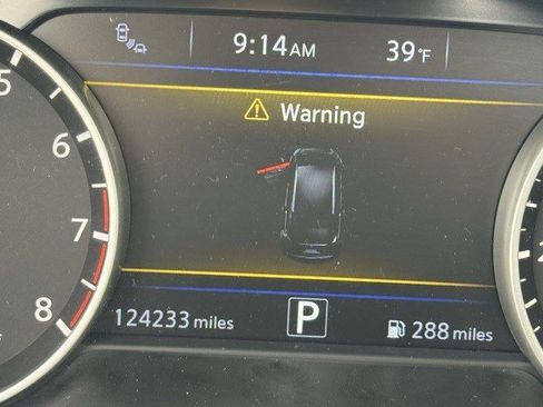 Used 2017 Nissan Murano Platinum w/ Platinum Technology Package image 15