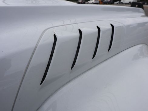 New 2025 Ford Bronco Raptor image 9