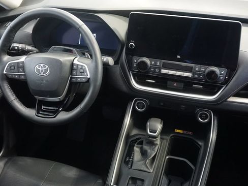 Certified 2024 Toyota Grand Highlander AWD image 34