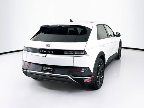 Used 2024 Hyundai Ioniq 5 SEL image 9