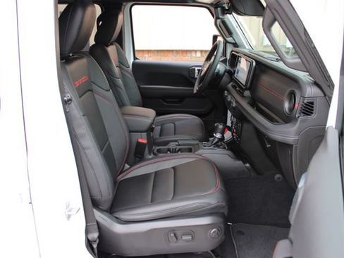 Used 2026 Jeep Gladiator Rubicon AWD/4WD image 47