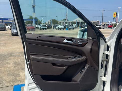Used 2019 Mercedes-Benz GLS 450 4MATIC image 8