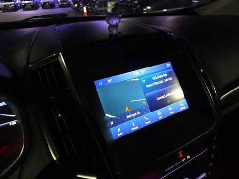 Used 2019 Ford Edge Titanium w/ Class II Trailer Tow Package image 9