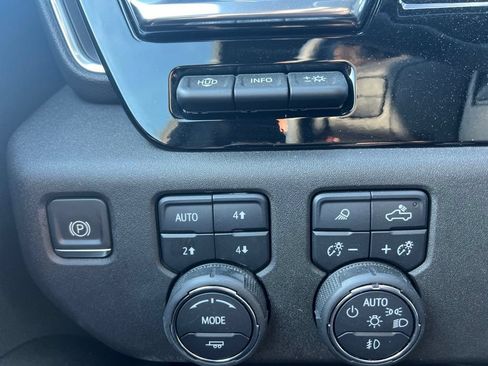 Used 2024 Chevrolet Silverado 3500 High Country w/ High Country Premium Package AWD/4WD image 22