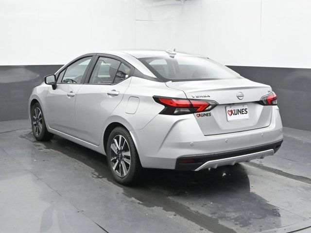 Used 2024 Nissan Versa SV FWD image 11