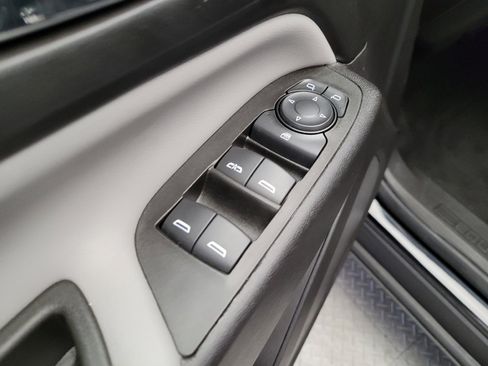 Used 2024 Chevrolet Equinox LS w/ LS Convenience Package FWD image 27