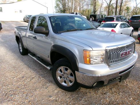 Used 2012 GMC Sierra 1500 SLE w/ Power Tech Package AWD/4WD image 5