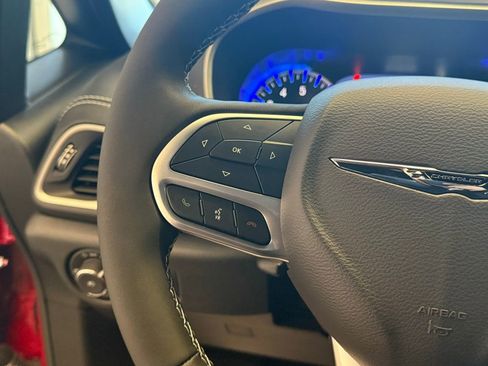 New 2026 Chrysler Pacifica Select FWD image 22