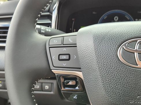 New 2026 Toyota Camry SE FWD image 23