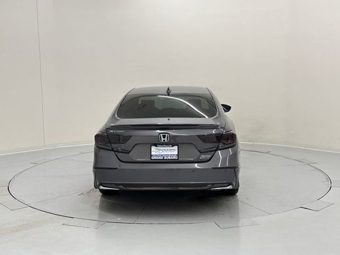 Used 2022 Honda Accord Touring image 4