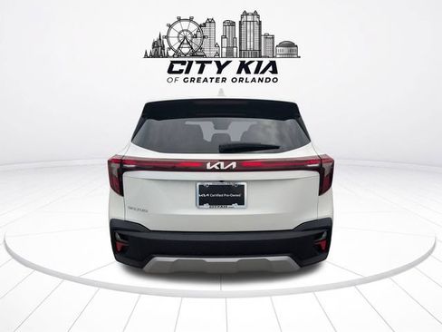 Certified 2026 Kia Seltos LX FWD image 5