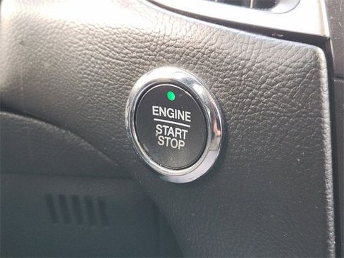 Used 2020 Ford Edge Titanium w/ Equipment Group 301A image 20