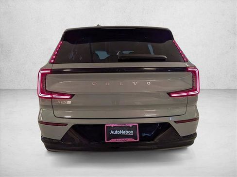 New 2025 Volvo EX90 Ultra w/ Protection Package Premier image 8