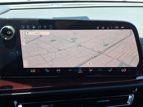 New 2026 Chevrolet Traverse Z71 image 10