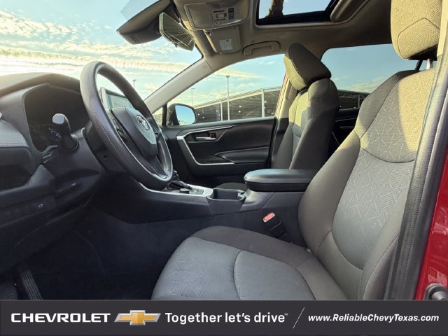 Used 2024 Toyota RAV4 XLE w/ Convenience Package AWD/4WD image 26