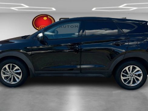 Used 2016 Hyundai Tucson SE image 2