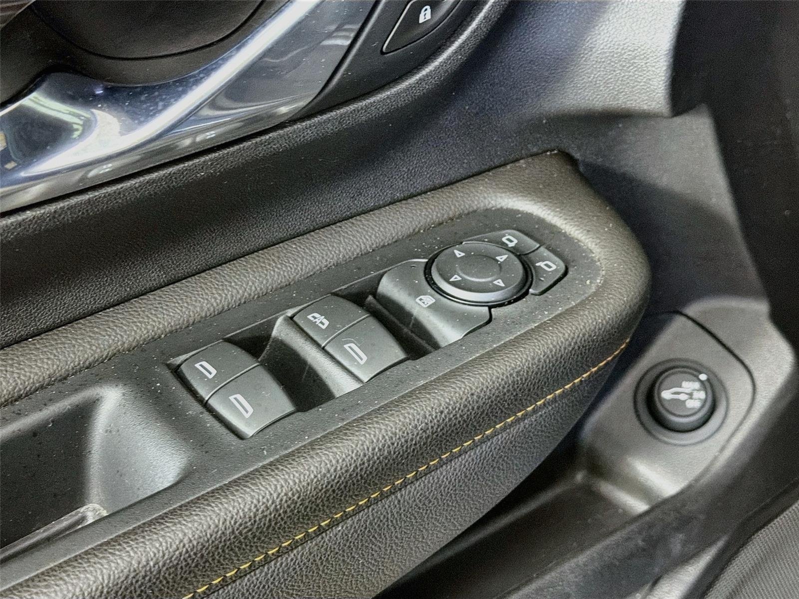 Used 2021 GMC Terrain SLT FWD image 19