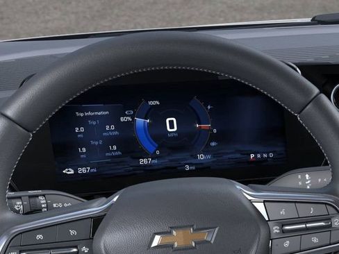 New 2026 Chevrolet Equinox EV LT image 18